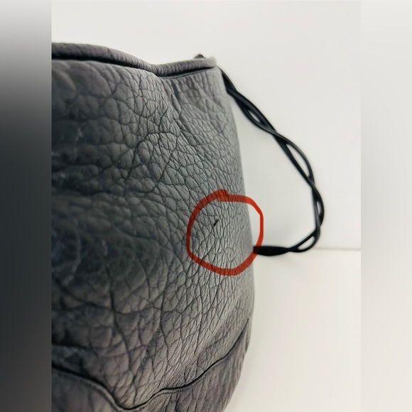 Vintage Black Leather Shoulder Bag by SHARIF - Picture 8 of 8